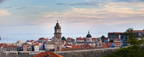 Où séjourner pour des vacances en Croatie avec des cours de plongée sous-marine et des visites de parcs nationaux?